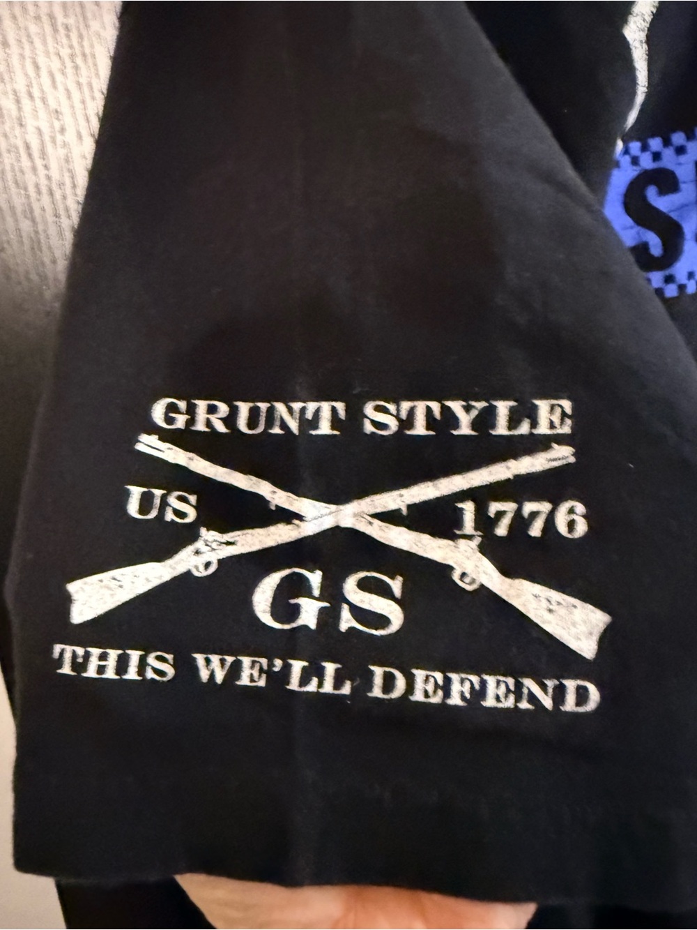 Grunt Style Black Tee with White Crossed Rifles Graphic - Picture 3 of 4